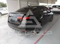 2021 Nissan VERSA фото