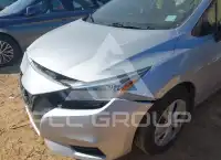 2021 Nissan VERSA фото