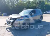 2021 Nissan ROGUE photo