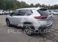 2021 Nissan ROGUE photo