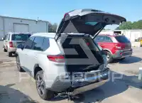 2021 Nissan ROGUE photo