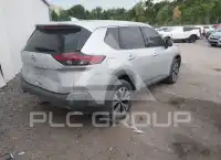 2021 Nissan ROGUE photo