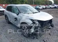 2021 Nissan ROGUE photo