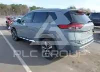 2021 Nissan ROGUE photo