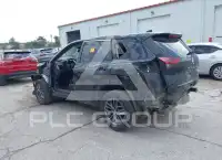 2021 Nissan ROGUE photo