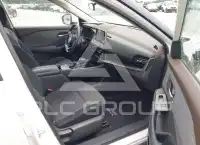 2021 Nissan ROGUE photo