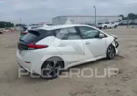 2021 Nissan LEAF photo