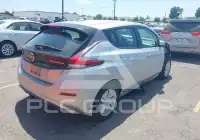 2021 Nissan LEAF фото