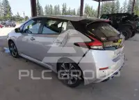 2021 Nissan LEAF photo