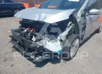 2021 Nissan LEAF фото