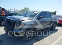 2021 Nissan TITAN фото
