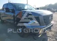 2021 Nissan TITAN фото