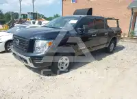 2021 Nissan TITAN фото