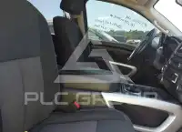 2021 Nissan TITAN photo
