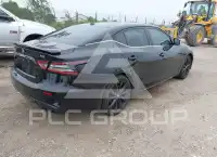 2021 Nissan MAXIMA photo