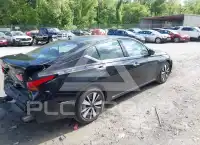 2021 Nissan ALTIMA photo