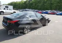 2021 Nissan ALTIMA photo