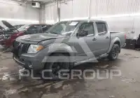2021 Nissan FRONTIER photo