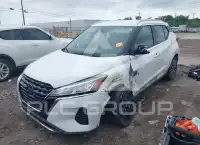 2021 Nissan KICKS фото