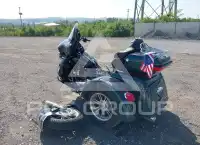 2021 Harley-Davidson FLHTCU photo