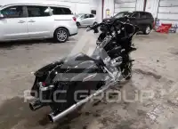 2021 Harley-Davidson FLTRX фото