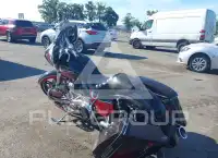 2021 Harley-Davidson FLHX фото