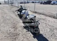 2021 Kawasaki EX650 photo