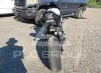 2021 Kawasaki ZR900 photo
