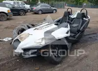 2021 Polaris Slingshot фото