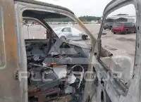 2021 Chevrolet EXPRESS фото