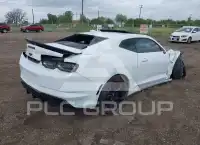 2021 Chevrolet Camaro photo