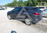 2021 Chevrolet Blazer photo