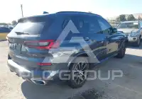 2021 BMW X5 photo