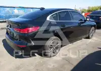 2021 BMW 228 фото