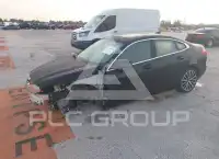 2021 BMW 228 фото