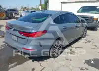 2021 BMW 228 фото