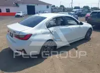 2021 BMW 330 photo