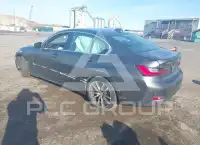 2021 BMW 330 фото