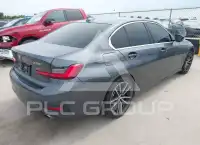 2021 BMW 330 photo