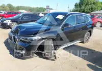 2021 BMW X1 фото
