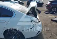 2021 BMW 330 photo
