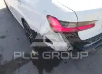 2021 BMW 330 photo