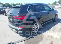 2021 BMW X5 фото