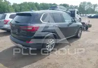 2021 BMW X5 фото