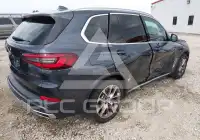 2021 BMW X5 фото
