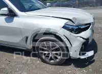 2021 BMW X5 photo
