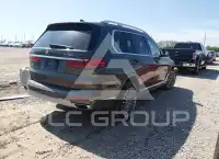 2021 BMW X7 фото