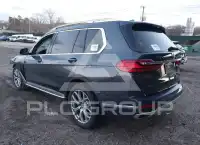 2021 BMW X7 фото