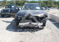 2021 BMW X7 фото