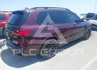 2021 BMW X7 фото